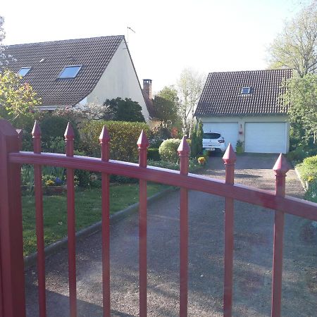 Le Champ Du Petit Bois Bed & Breakfast Surfonds Exterior photo